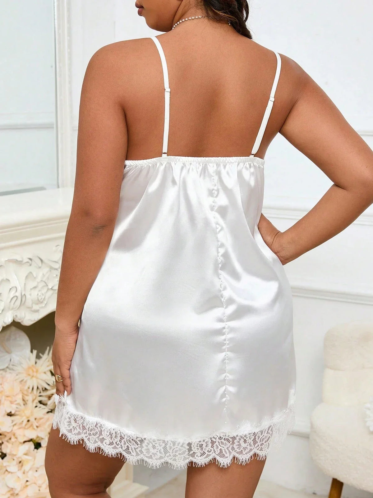 Vestido lencero oversize de seda sintética, sexy e ideal para estar en casa