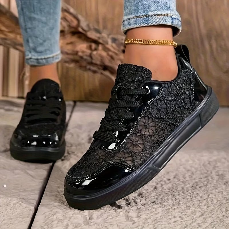 Dentelle | Zapatilla de encaje floral