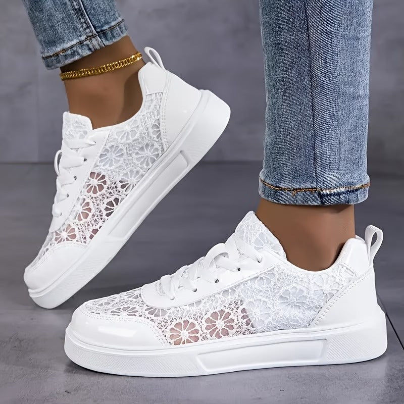 Dentelle | Zapatilla de encaje floral