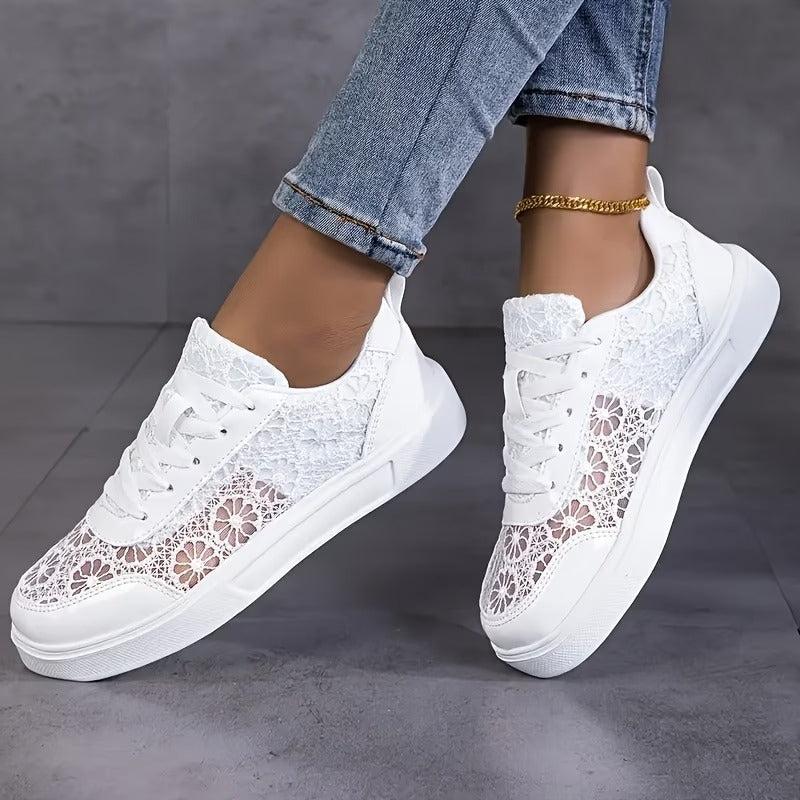 Dentelle | Zapatilla de encaje floral