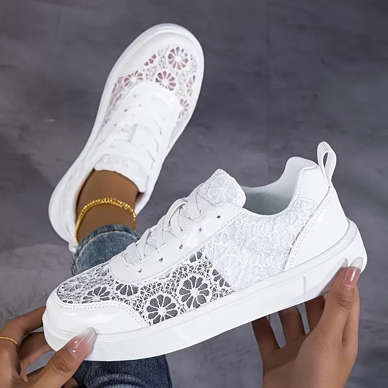 Dentelle | Zapatilla de encaje floral
