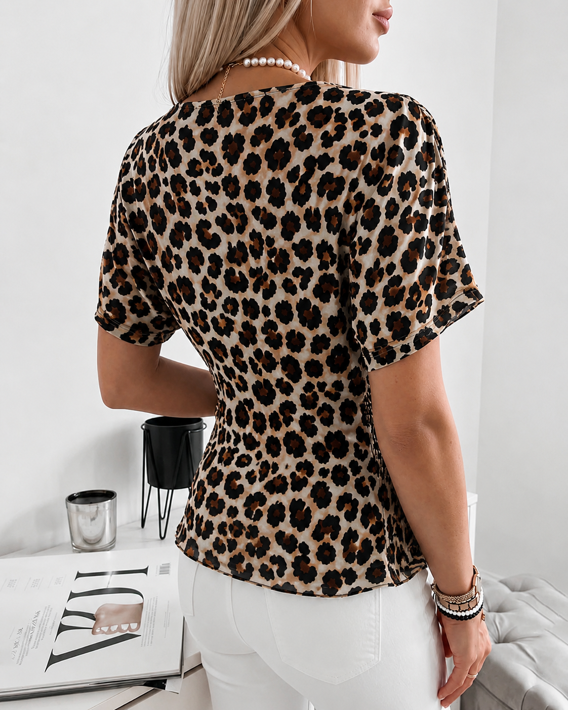 Alessia | Blusa cruzada con estampado de leopardo