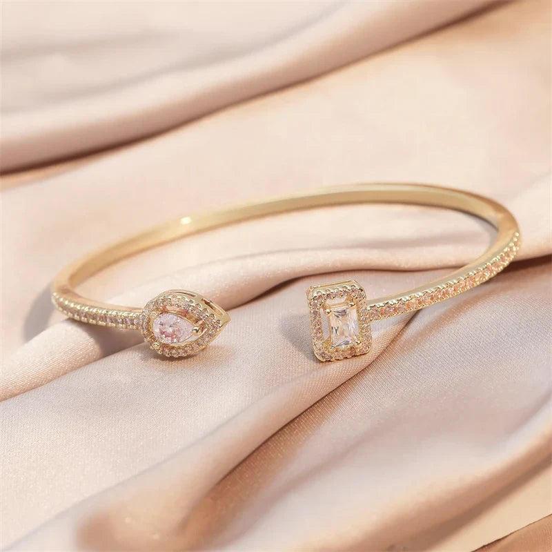 Luce | Pulsera tipo bangle geométrica