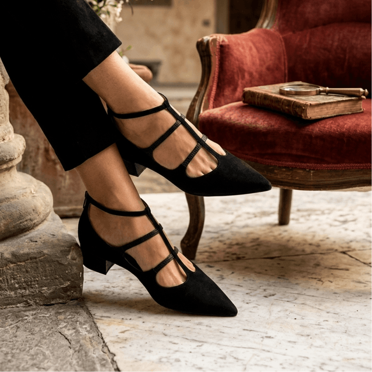 Giulia | Zapatos de salón en punta con tiras